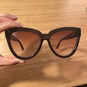 Le Specs Sunglasses Liar Liar in Charcoal & Brown Grad